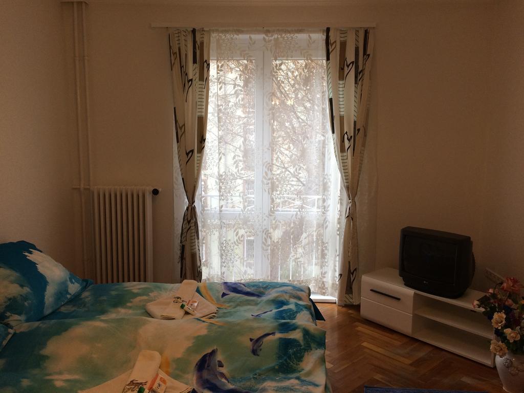 Irisz Apartman Budapeszt Zewnętrze zdjęcie